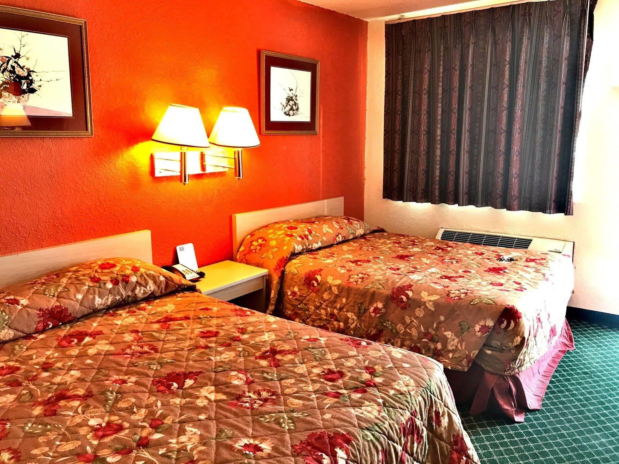 مولين Qc Stay Inn المظهر الخارجي الصورة